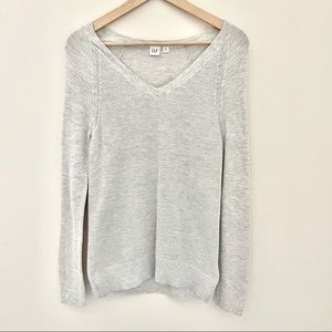 Gap Light Heather Gray V Neck Sweater Size Small Excellent Condition